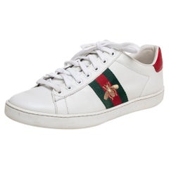 Gucci White Leather Embroidered Bee Ace Low Top Sneakers Size 37.5