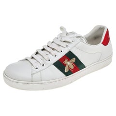 Gucci White Leather Embroidered Bee Ace Low Top Sneakers Size 41