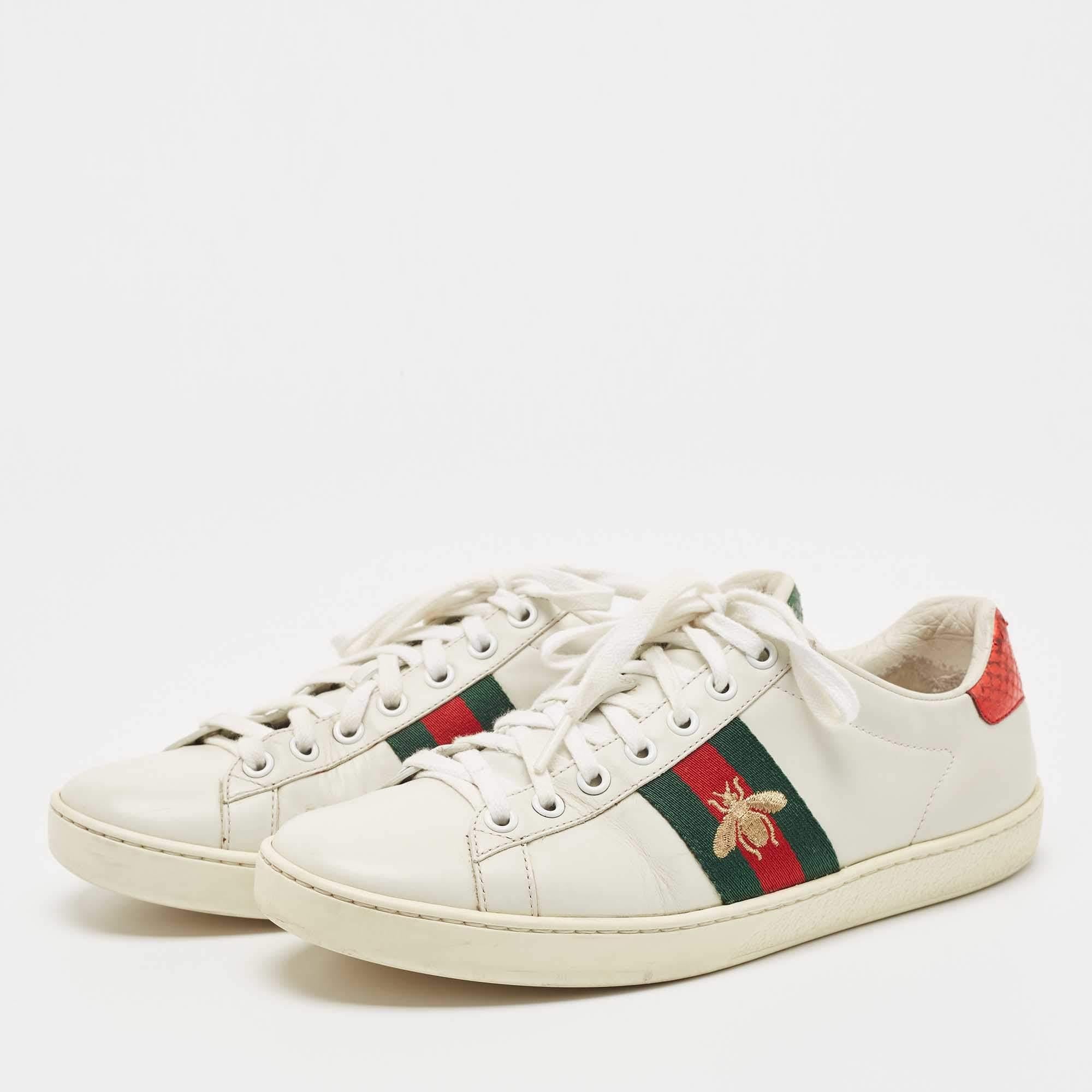 Women's Gucci White Leather Embroidered Bee Ace Sneakers Size 37.5 For Sale