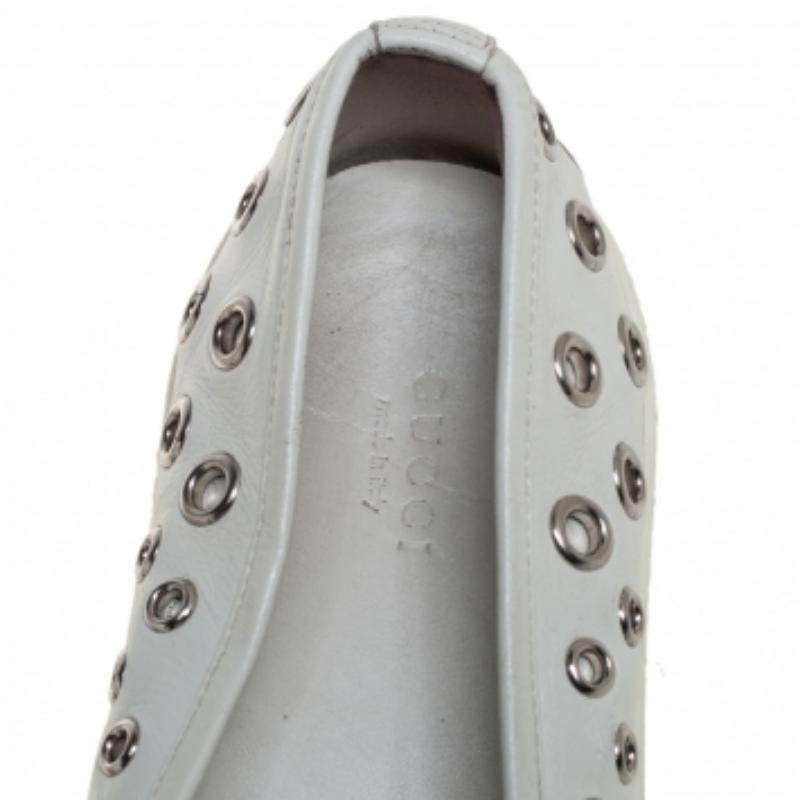 Gucci White Leather Eyelet Embellished Slip On Sneakers Size 38.5 In Fair Condition For Sale In Dubai, Al Qouz 2