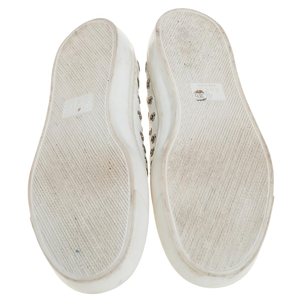 Gucci Cuero Blanco Ojal Embellished Slip On Sneakers Talla 38.5 2