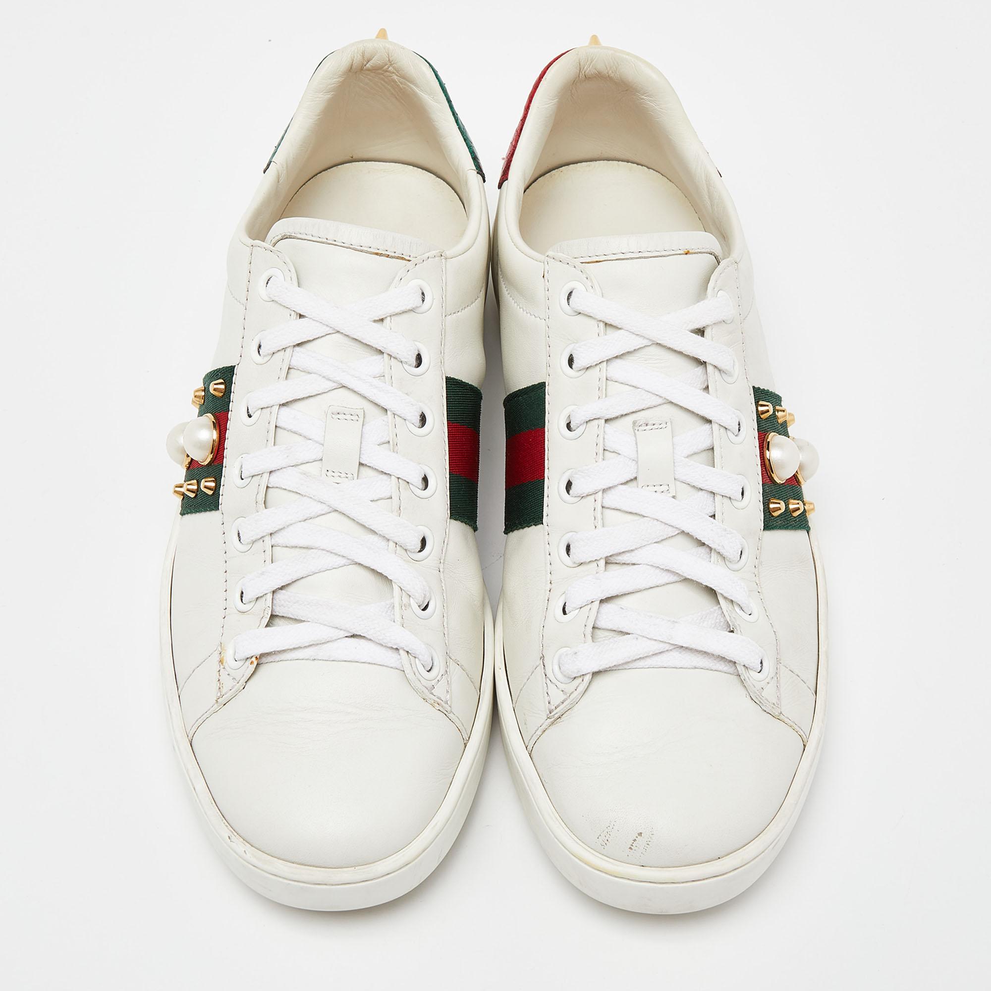 Coming in a classic silhouette, these designer sneakers are a seamless combination of luxury, comfort, and style. These sneakers are finished with signature details and comfortable insoles.

Includes: Original Dustbag, Original Box

