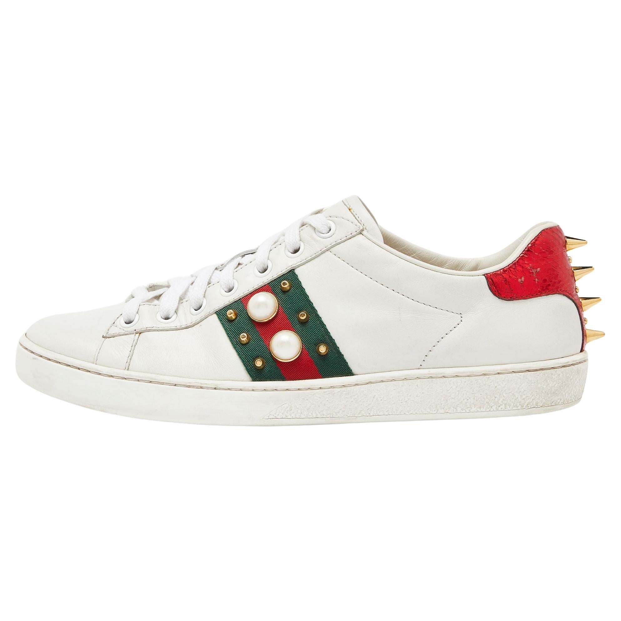Gucci White Leather Faux Pearl and Spike Embellished Ace Sneakers Size 38 For Sale