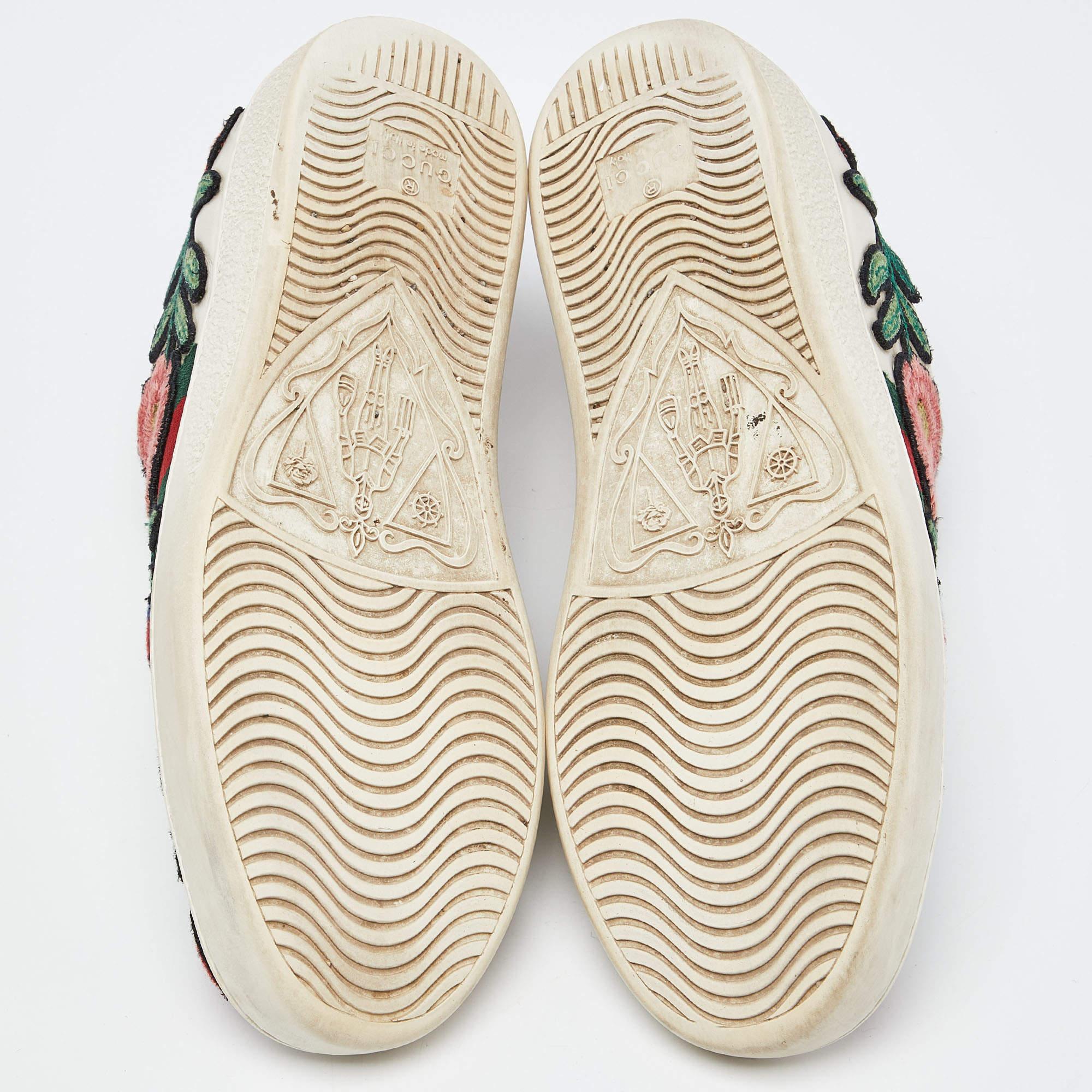 Gucci White Leather Floral Embroidered Ace Sneakers Size 35 For Sale 2
