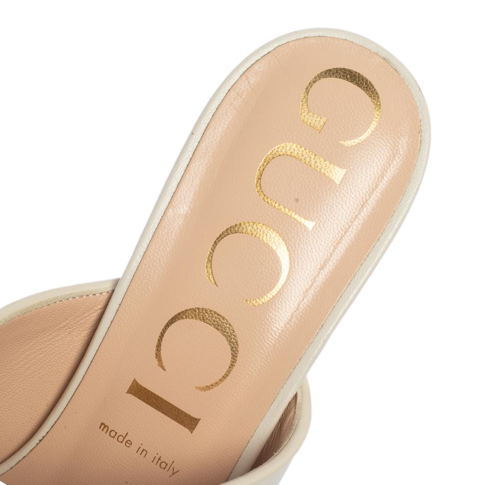 Gucci White Leather Horsebit Platform Slide Sandals Size 39.5 In Good Condition In Dubai, Al Qouz 2