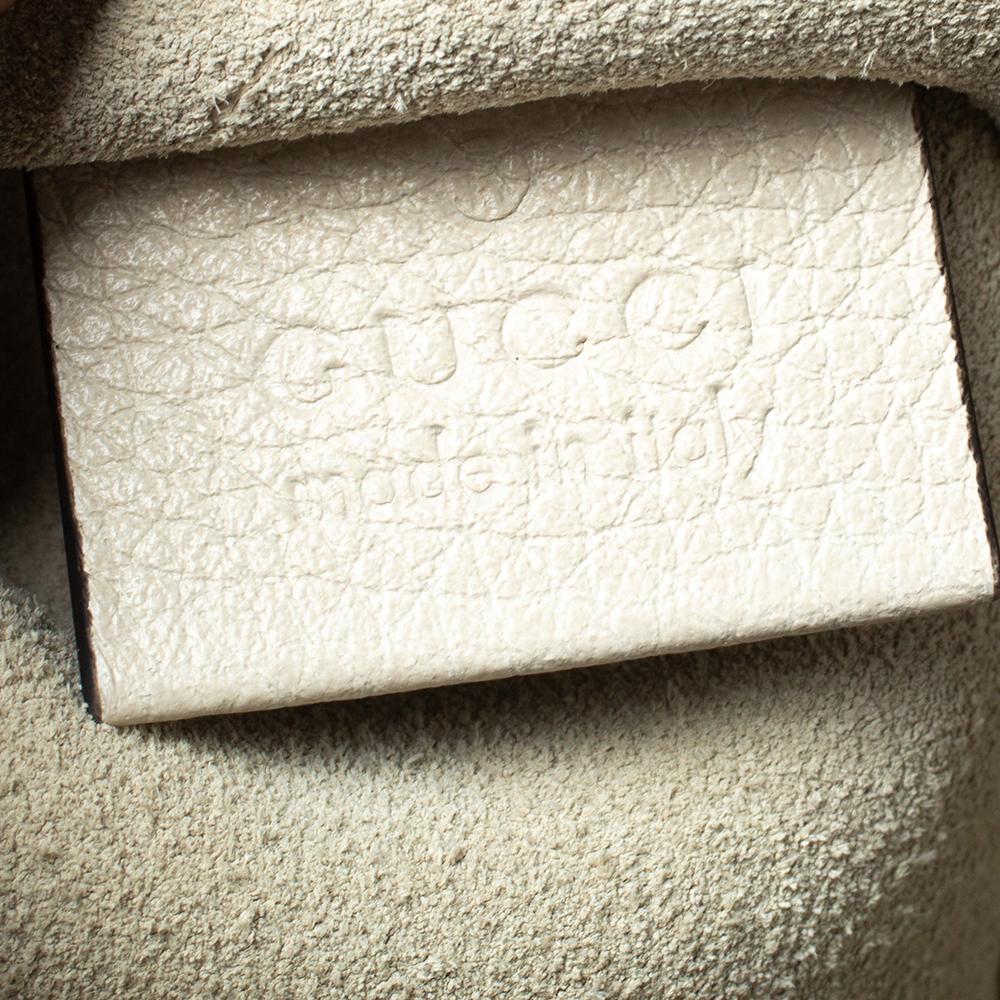 Gucci White Leather Logo Porforlio Pouch 5