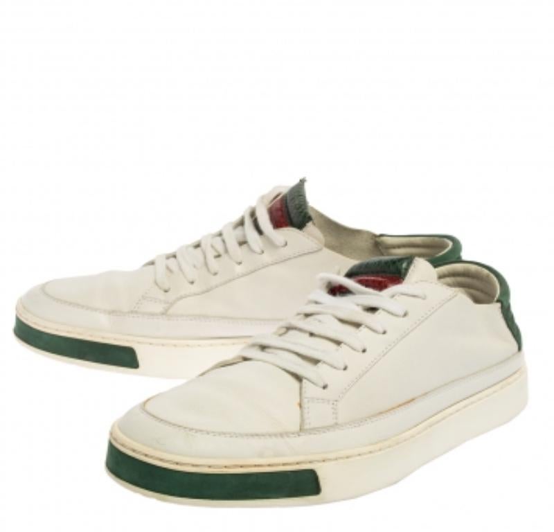Gucci White Leather Low Top Sneakers Size 40.5 In Fair Condition For Sale In Dubai, Al Qouz 2
