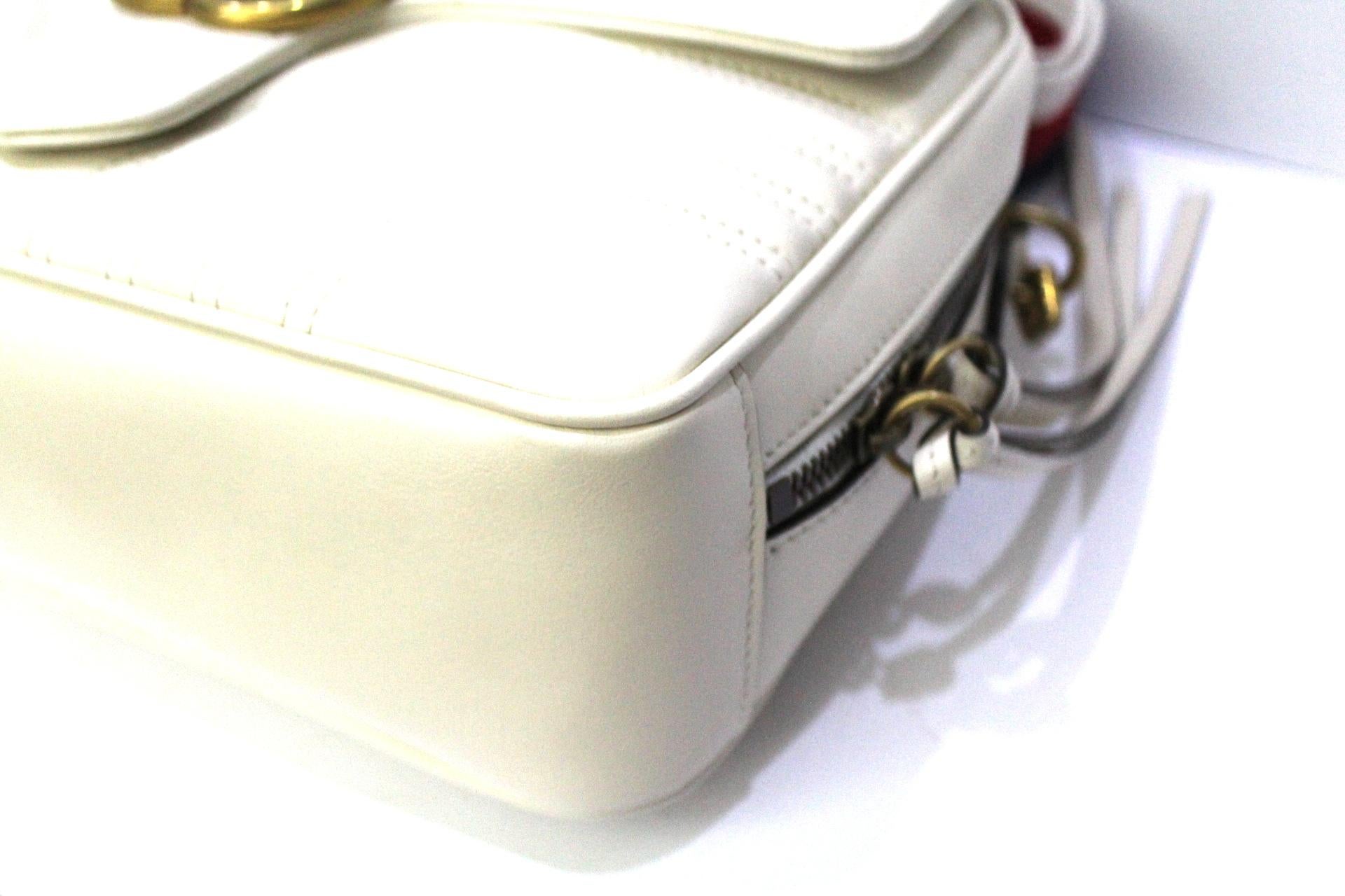 Gucci White Leather Marmont Bag In New Condition In Torre Del Greco, IT