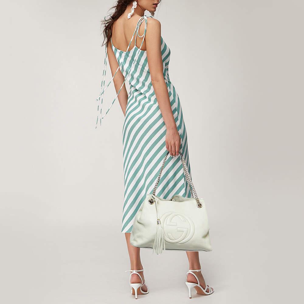 Gucci White Leather Medium Chain Soho Shoulder Bag In Good Condition In Dubai, Al Qouz 2