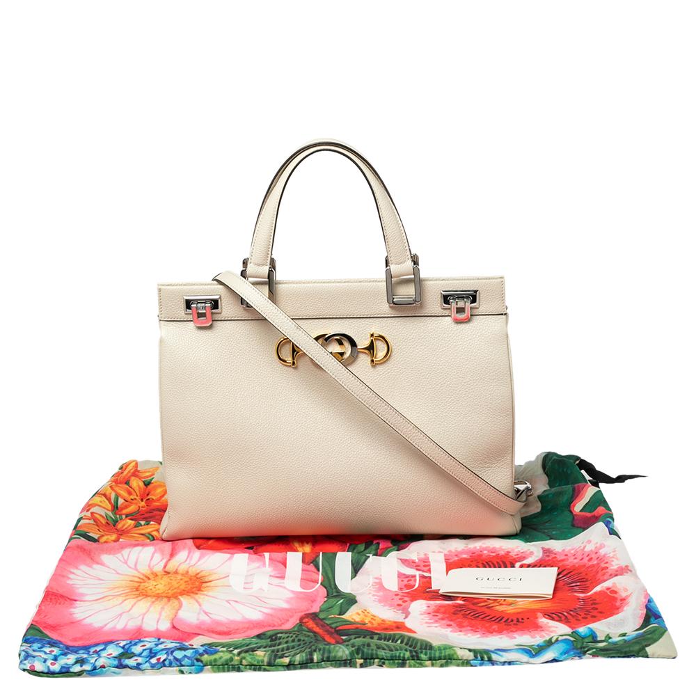 Gucci Medium Zumi-Tasche aus weißem Leder Damen