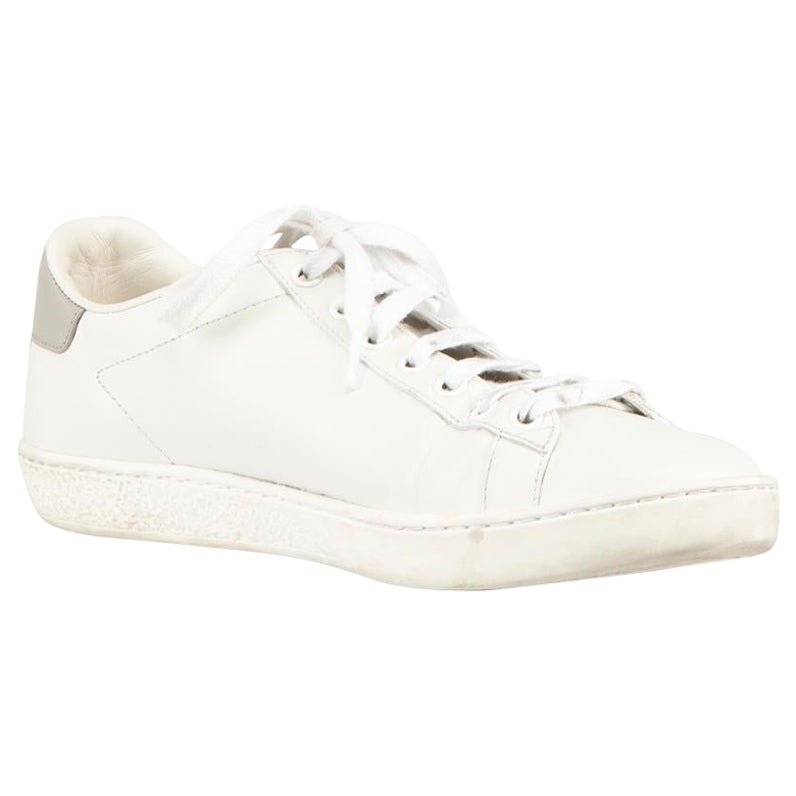 Gucci Chaussures en cuir blanc perforé avec logo GG Taille IT 38