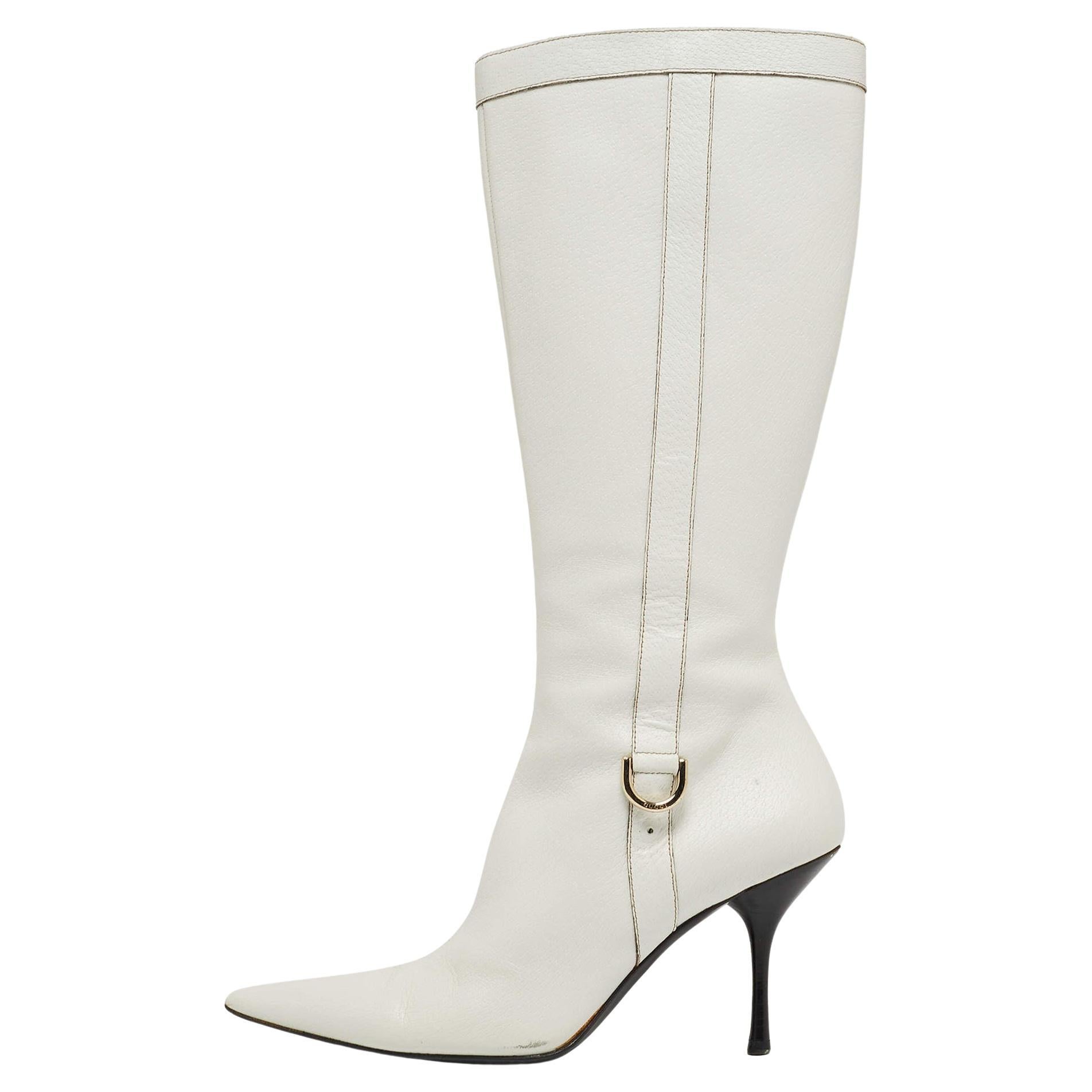 Gucci White Leather Pointed Toe Knee Length Boots Size 41 For Sale