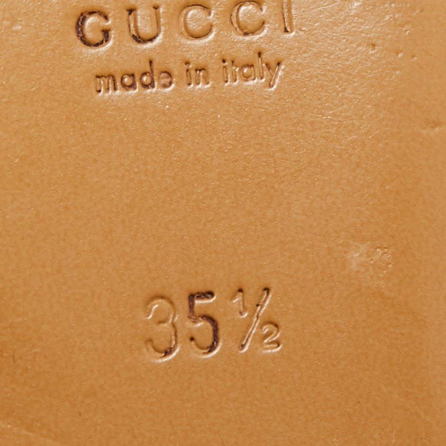 Gucci White Leather Princetown Horsebit Mule Sandals Size 35.5 In Good Condition In Dubai, Al Qouz 2