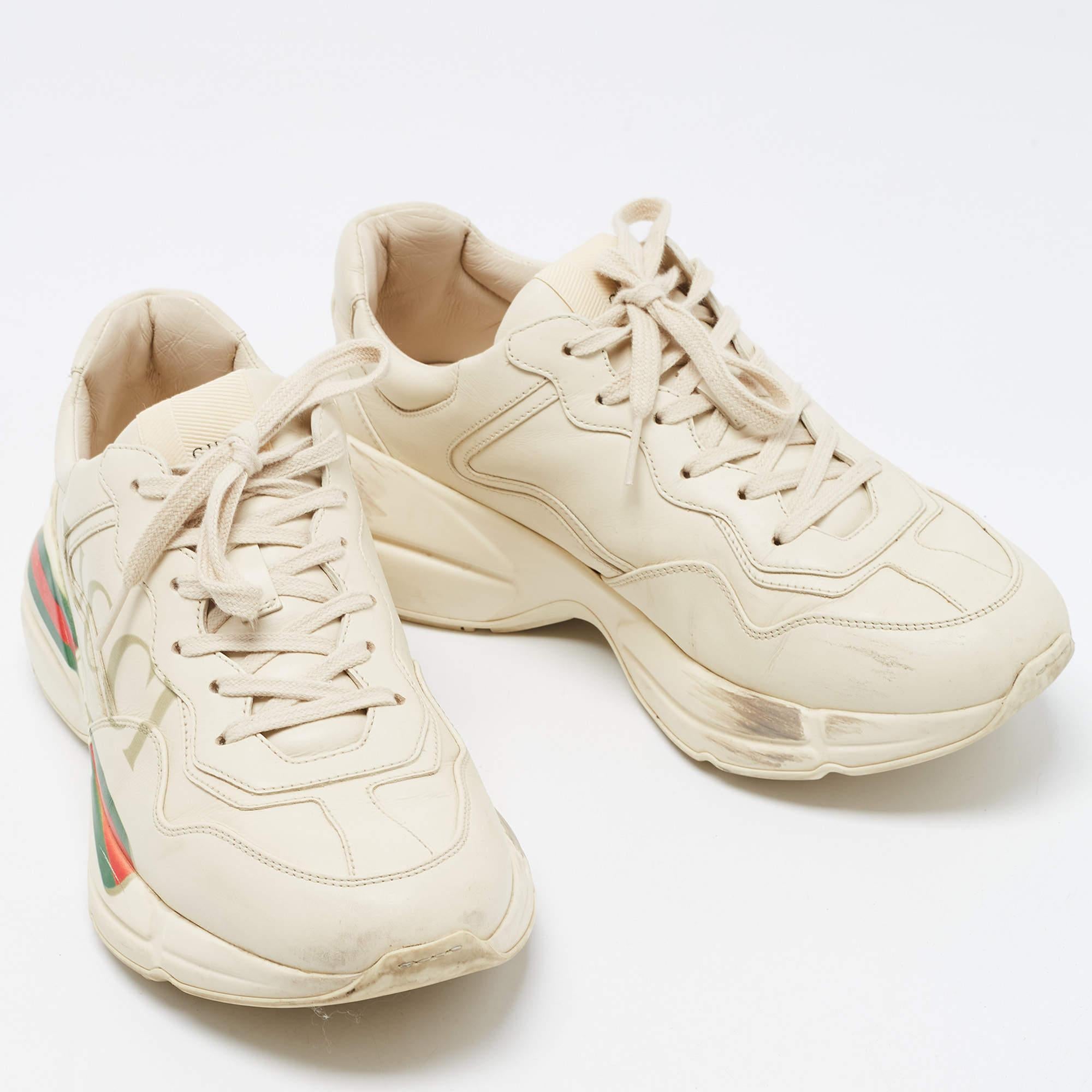 Gucci White Leather Rhyton Low Top Sneakers Size 40.5 In Good Condition In Dubai, Al Qouz 2