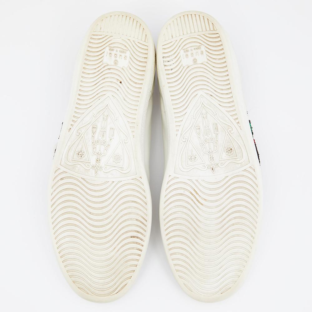 Gucci White Leather Sequins and Crystal Lips Ace Low Top Sneakers Size 38.5 In Good Condition In Dubai, Al Qouz 2