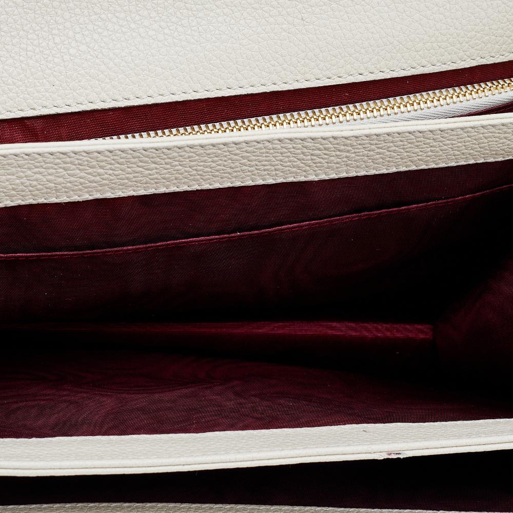 Gucci White Leather Small Zumi Shoulder Bag In Excellent Condition In Dubai, Al Qouz 2