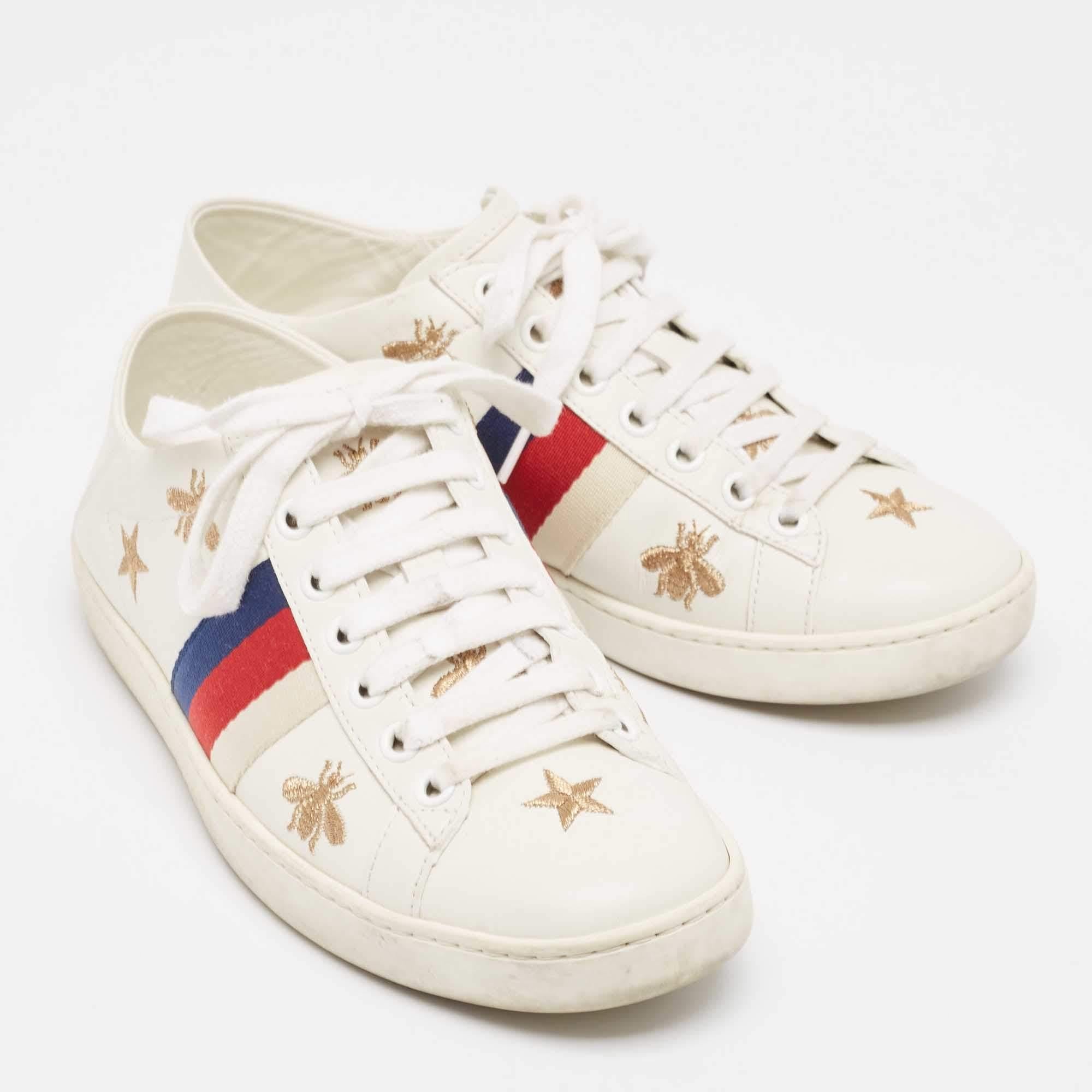 Gucci Star Ace in pelle bianca, scarpe da ginnastica basse taglia 34.5 In condizioni buone in vendita a Dubai, Al Qouz 2
