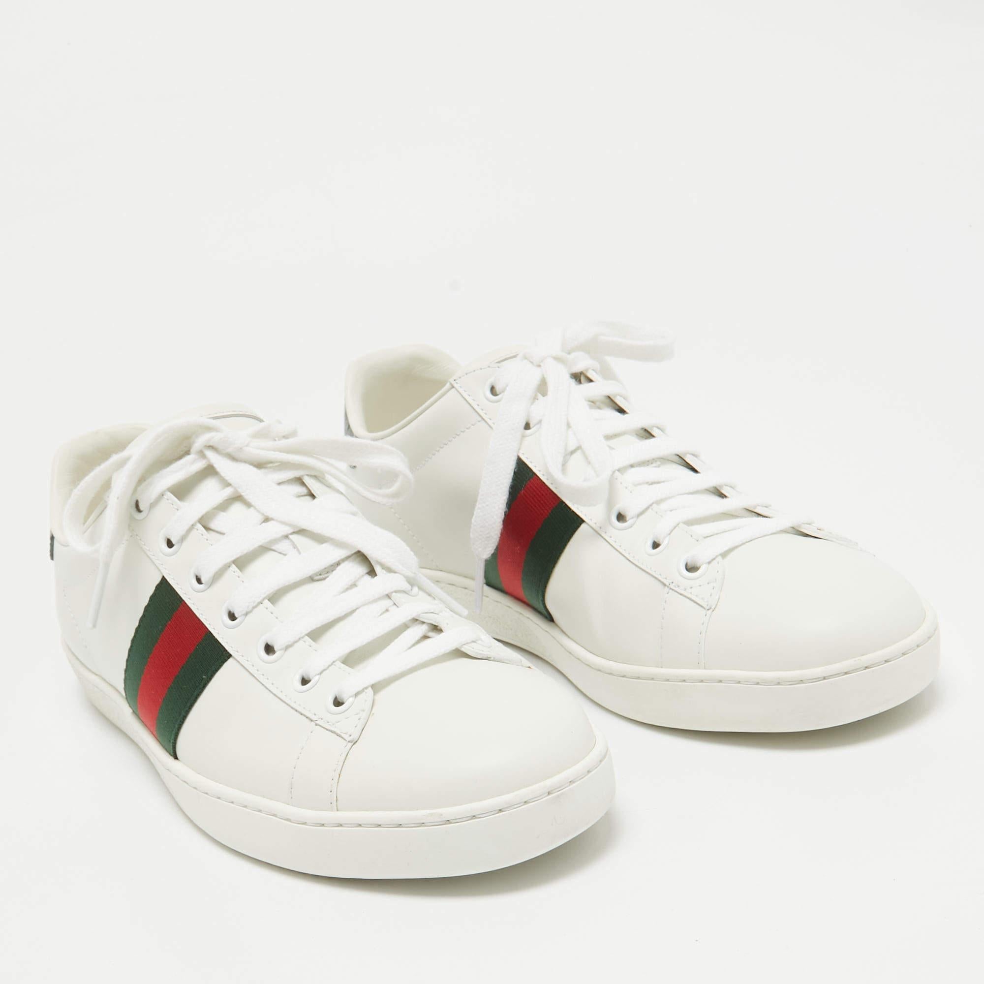 Gucci White Leather Web Ace Sneakers Size 39.5 In Good Condition In Dubai, Al Qouz 2