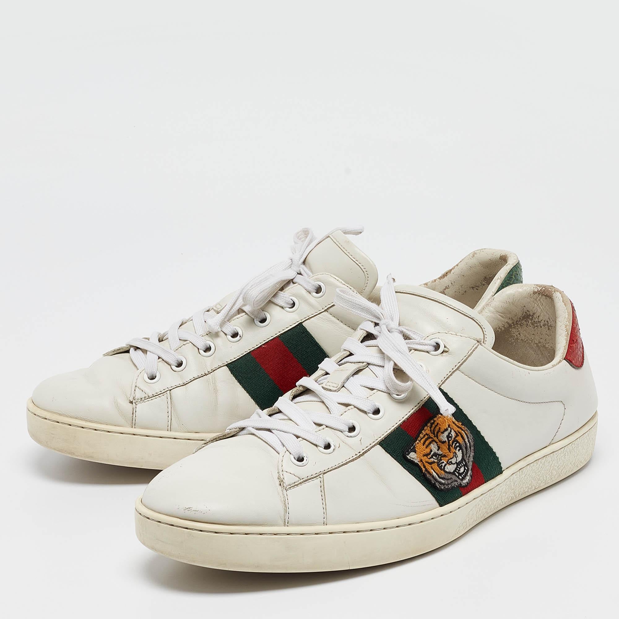 Coming in a classic silhouette these designer sneakers are a seamless combination of luxury comfort and style. These sneakers are finished with signature details and comfortable insoles.