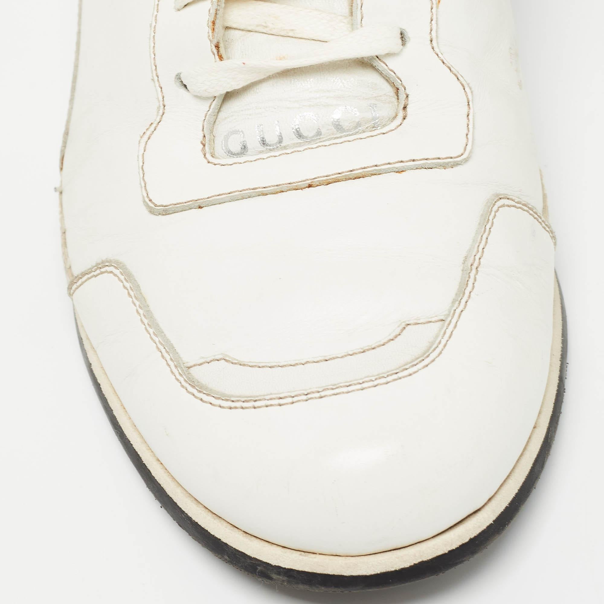 Gucci Piel Blanca Detalle Tela Zapatillas Bajas Talla 41 Blanco en venta