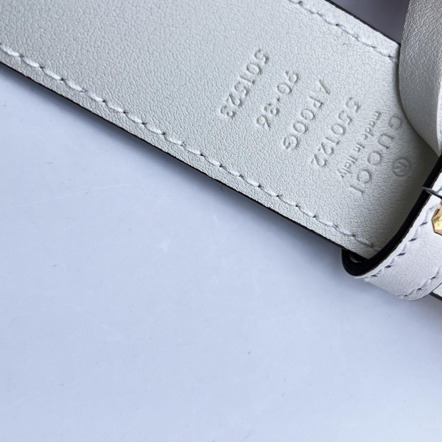 Gucci Weißer Leder- Zumi-Gürtel mit GG Horsebit-Schnalle Größe 90/36 (Grau)