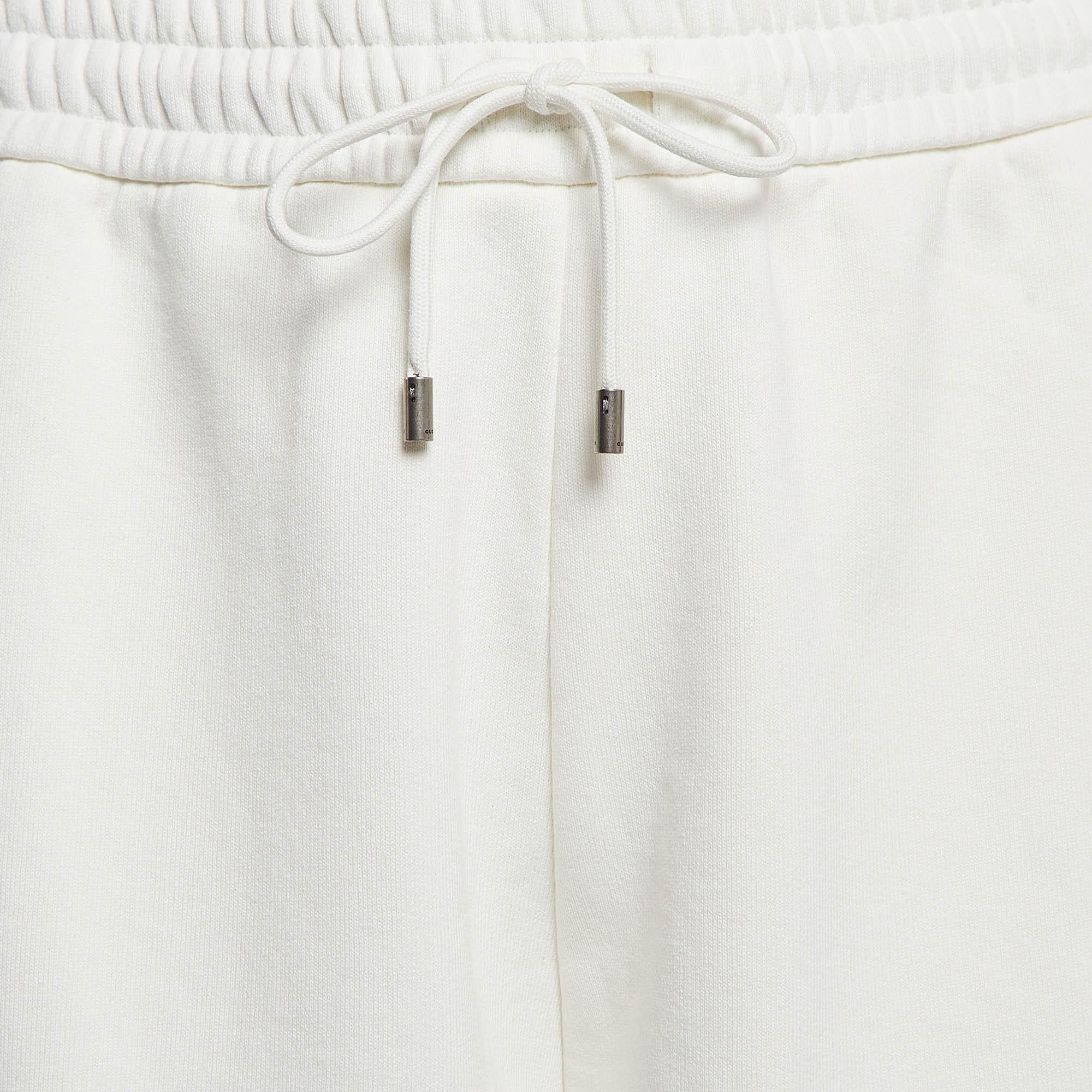 Gucci White Logo Printed Cotton Knit Shorts L For Sale 2