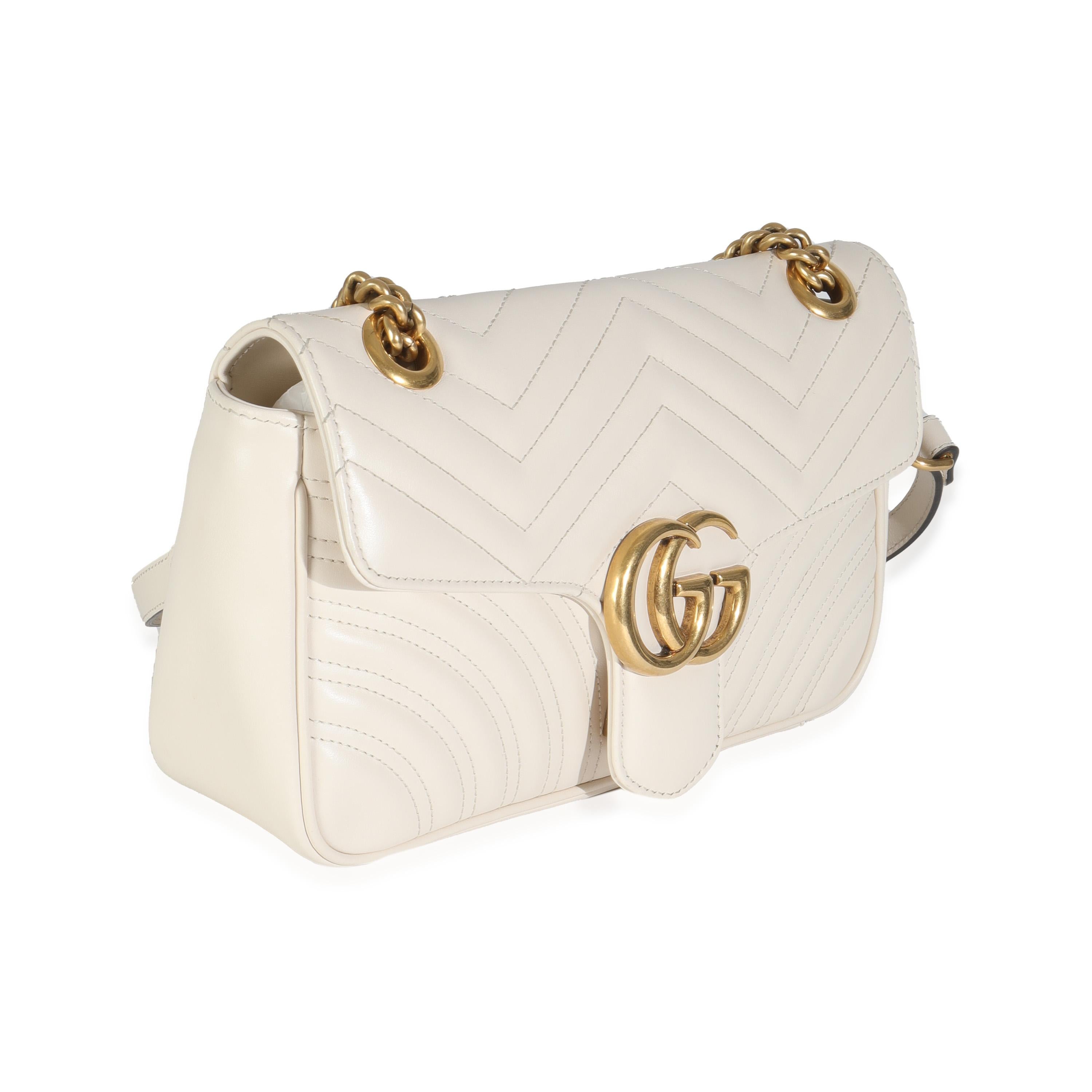 Gucci White Matelasse Calfskin Small GG Marmont Bag In Excellent Condition For Sale In New York, NY