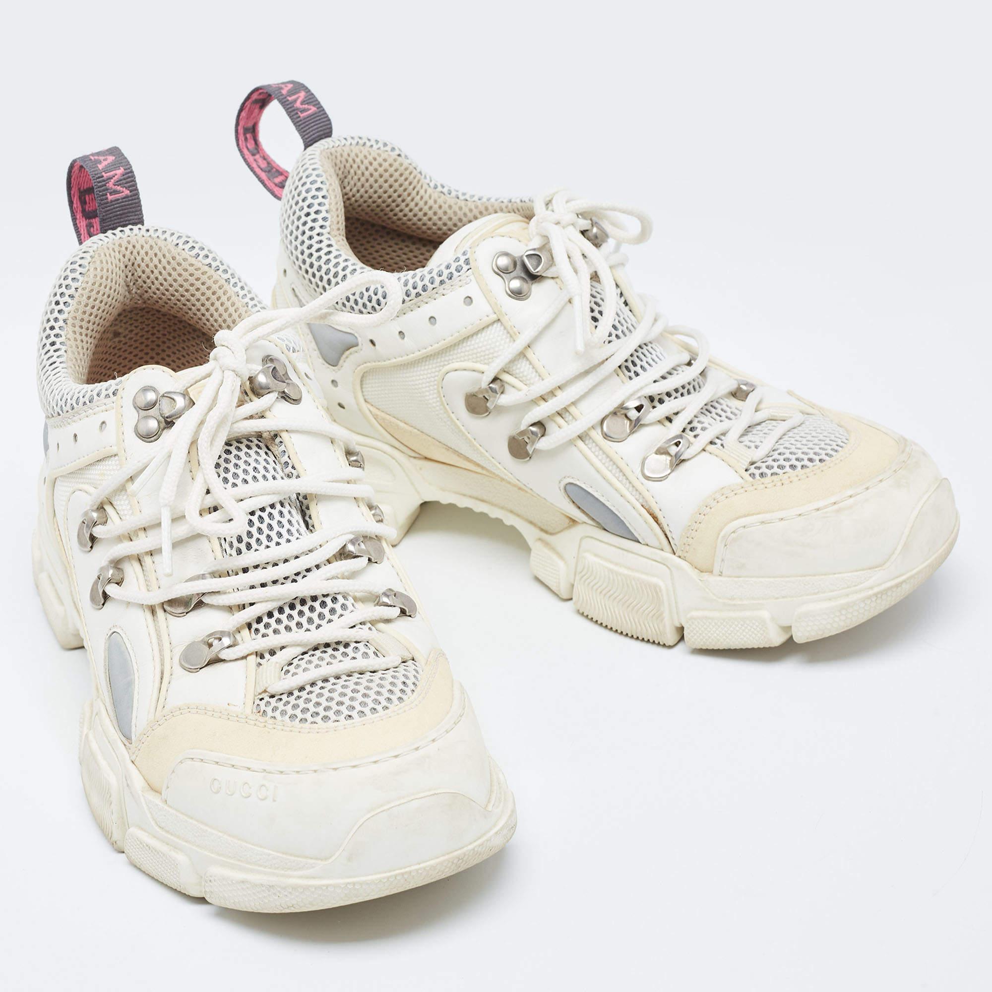Gucci White Mesh and Leather Flashtrek Sneakers Size 38.5 In Good Condition For Sale In Dubai, Al Qouz 2