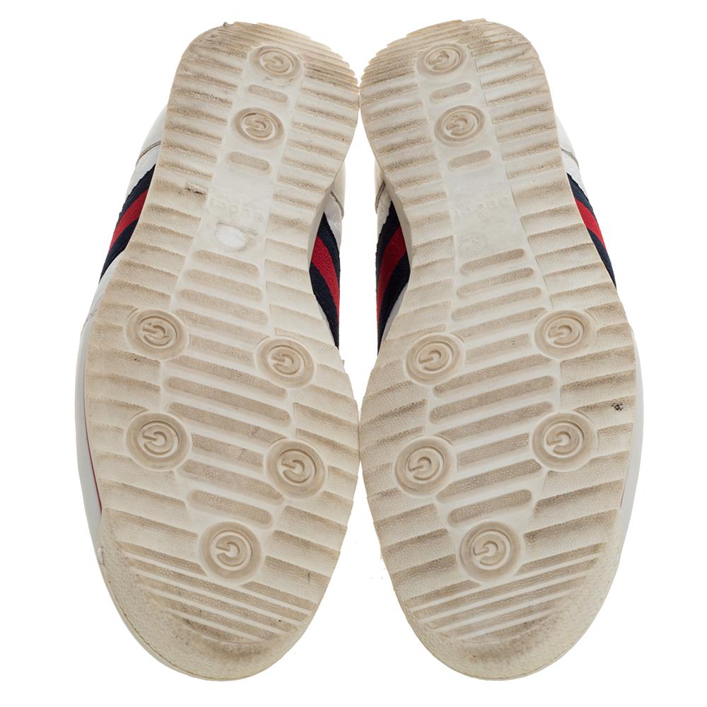 Gucci White Micro Guccissima Leather Web Detail Sneakers Size 42.5 In Good Condition In Dubai, Al Qouz 2