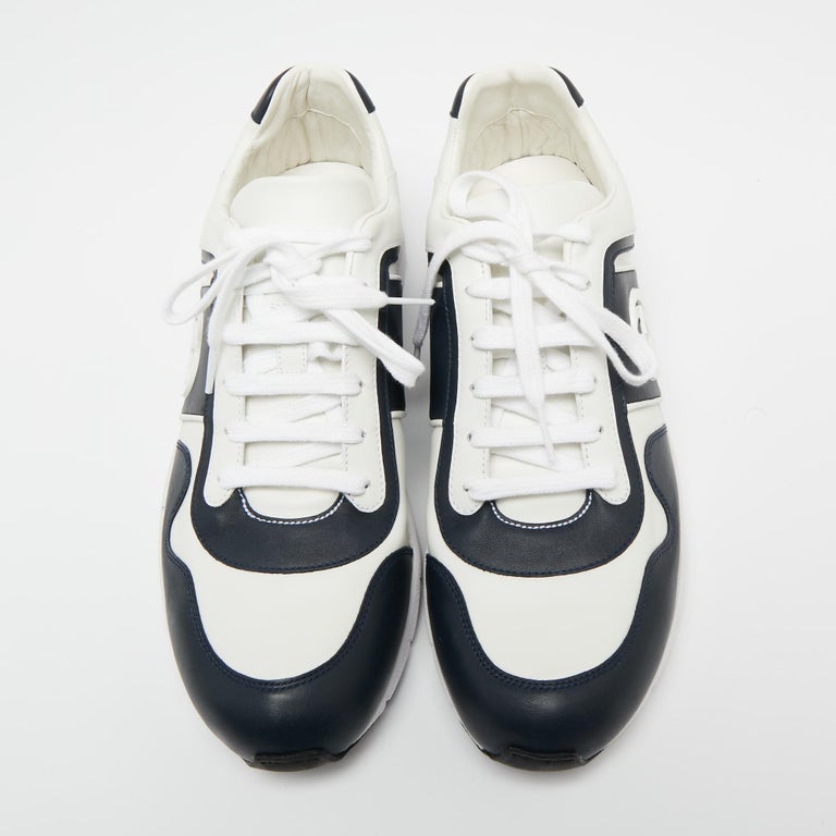 Gucci White/Navy Blue Leather Interlocking GG Lace Up Low Top