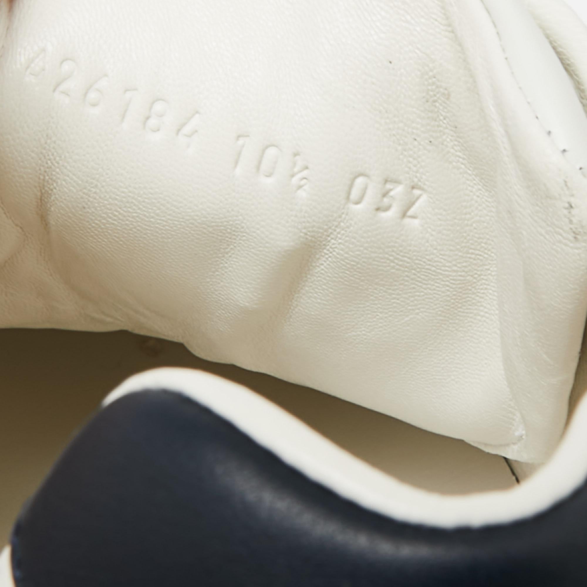 Gucci Bianco/Blu navy in pelle con GG intrecciate, scarpe da ginnastica basse taglia 44,5 1