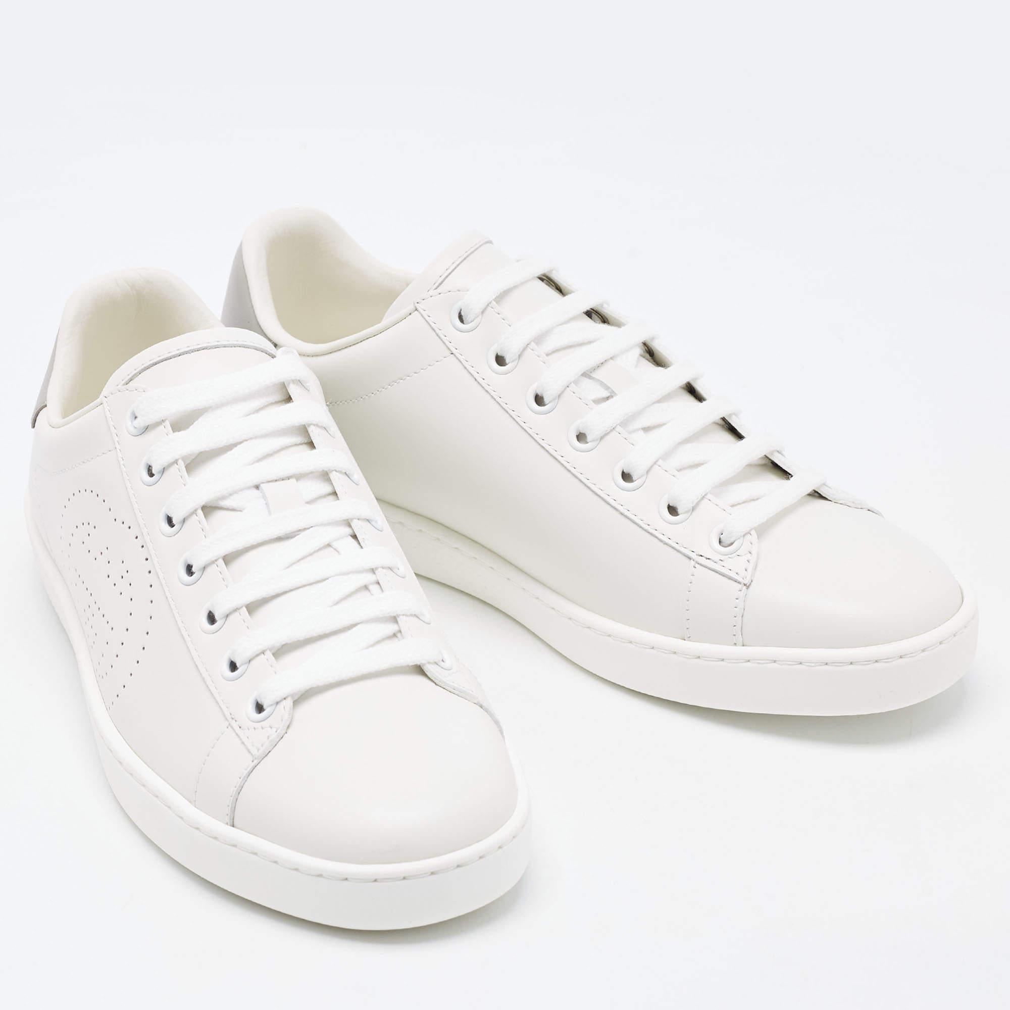 Gucci White Perforated Interlocking G Leather Ace Low Top Sneakers Size 38 In Excellent Condition In Dubai, Al Qouz 2