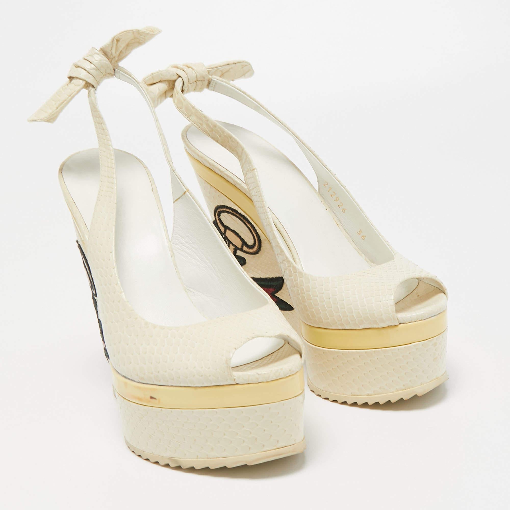 Perfectly sewn and finished to ensure an elegant look and fit, these Gucci wedge shoes are a purchase you'll love flaunting. They look great on the feet.


