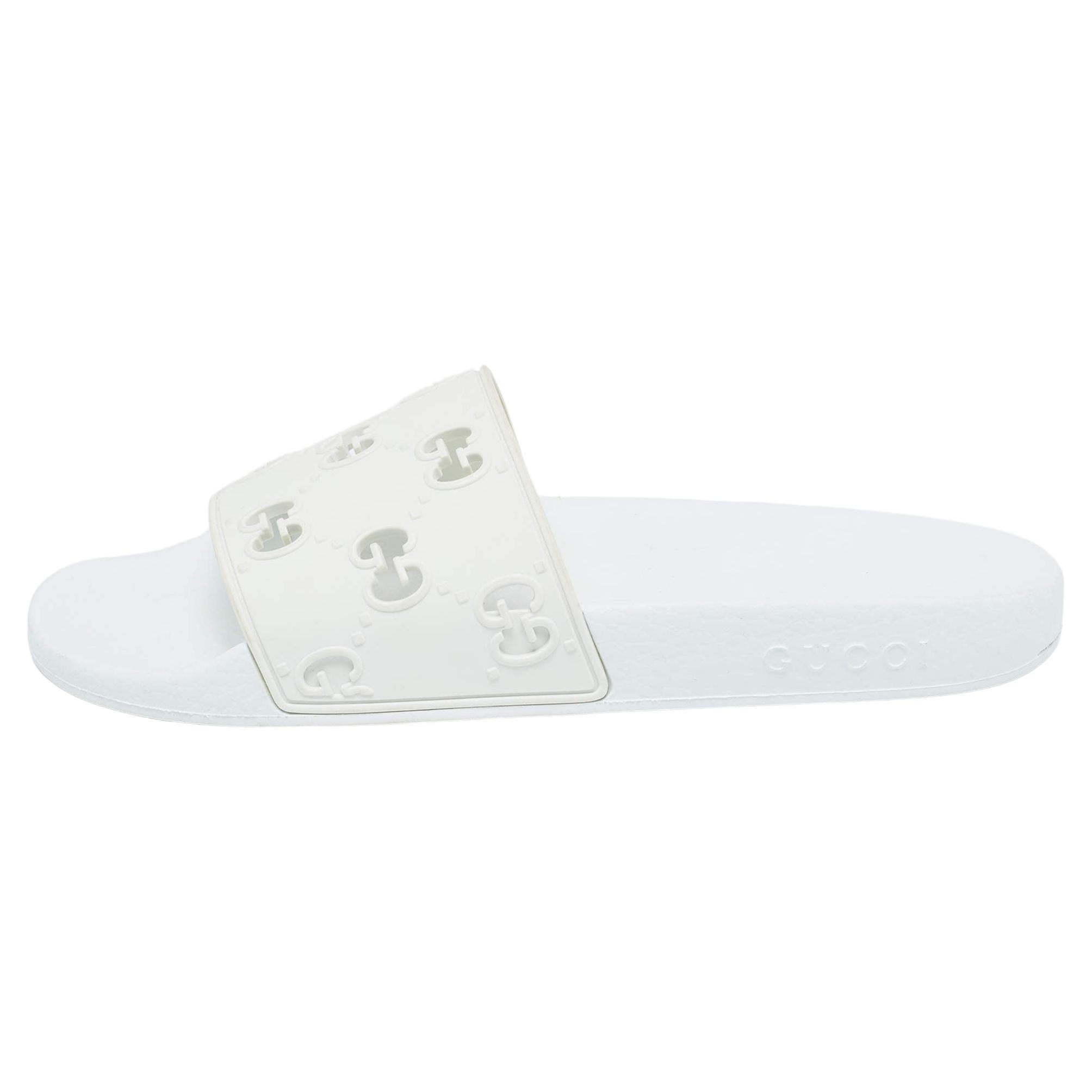 Gucci White Rubber Flat Slides Size 39 For Sale