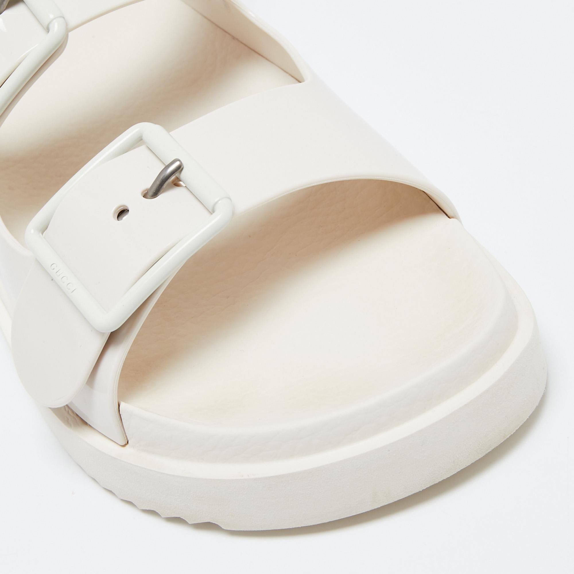 Women's Gucci White Rubber Mini Double G Logo Dusty Ankle Strap Flat Sandals Size 38