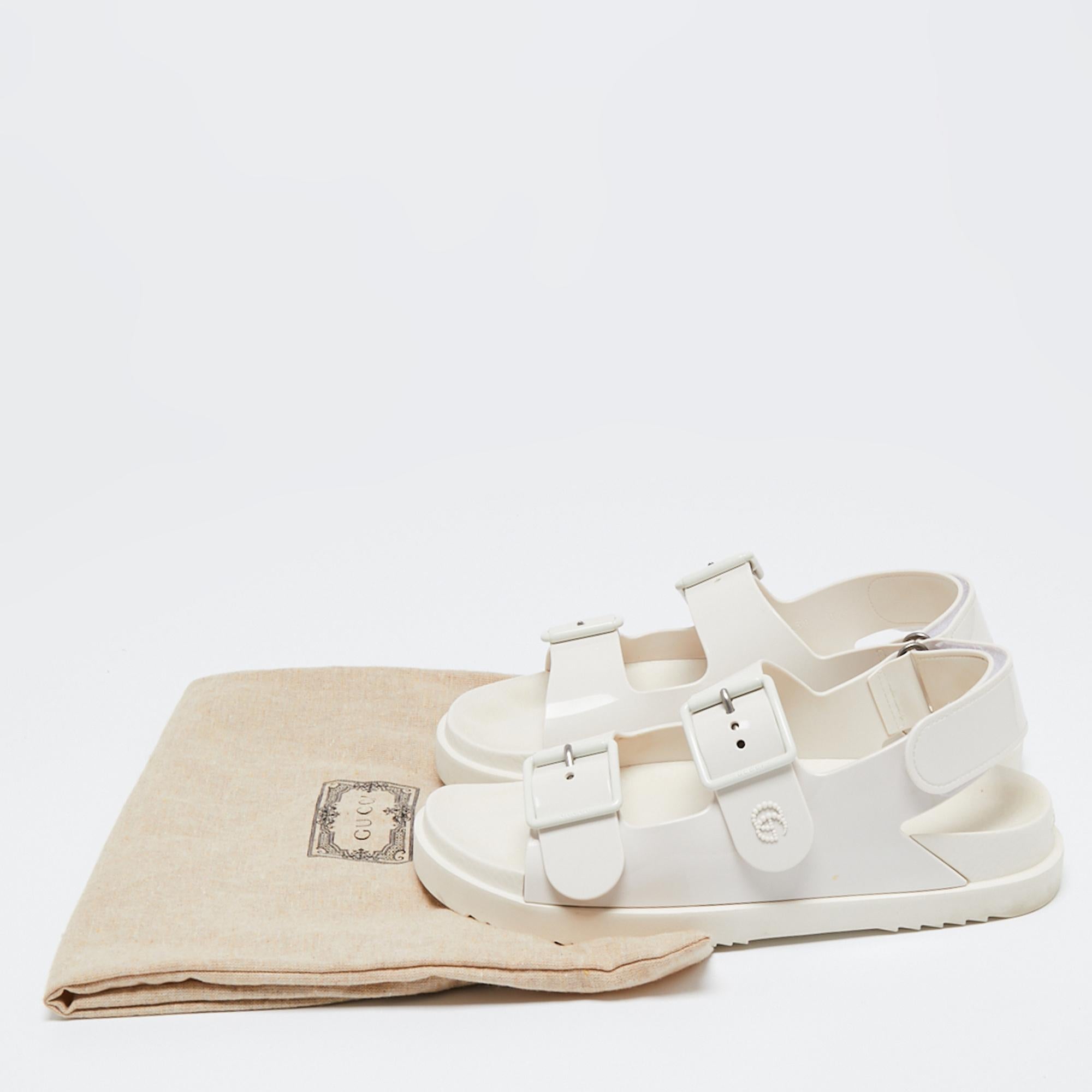 Gucci White Rubber Mini Double G Logo Dusty Ankle Strap Flat Sandals Size 38 2