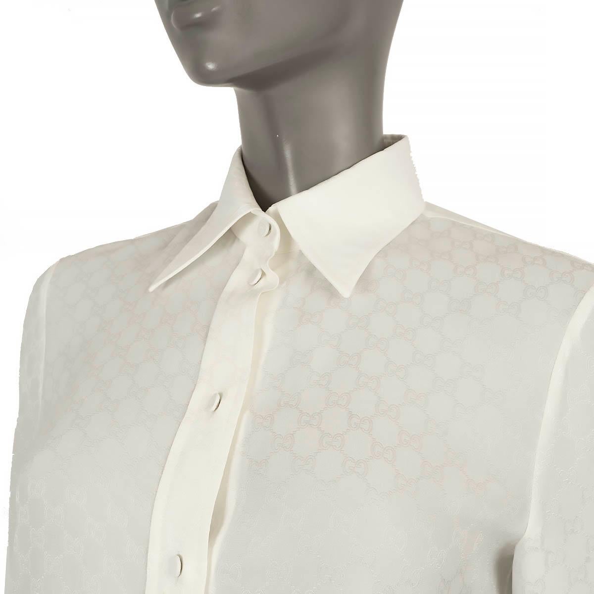 GUCCI white silk CLASSIC GG MONOGRAN Button-Up Shirt 38 XS For Sale 1
