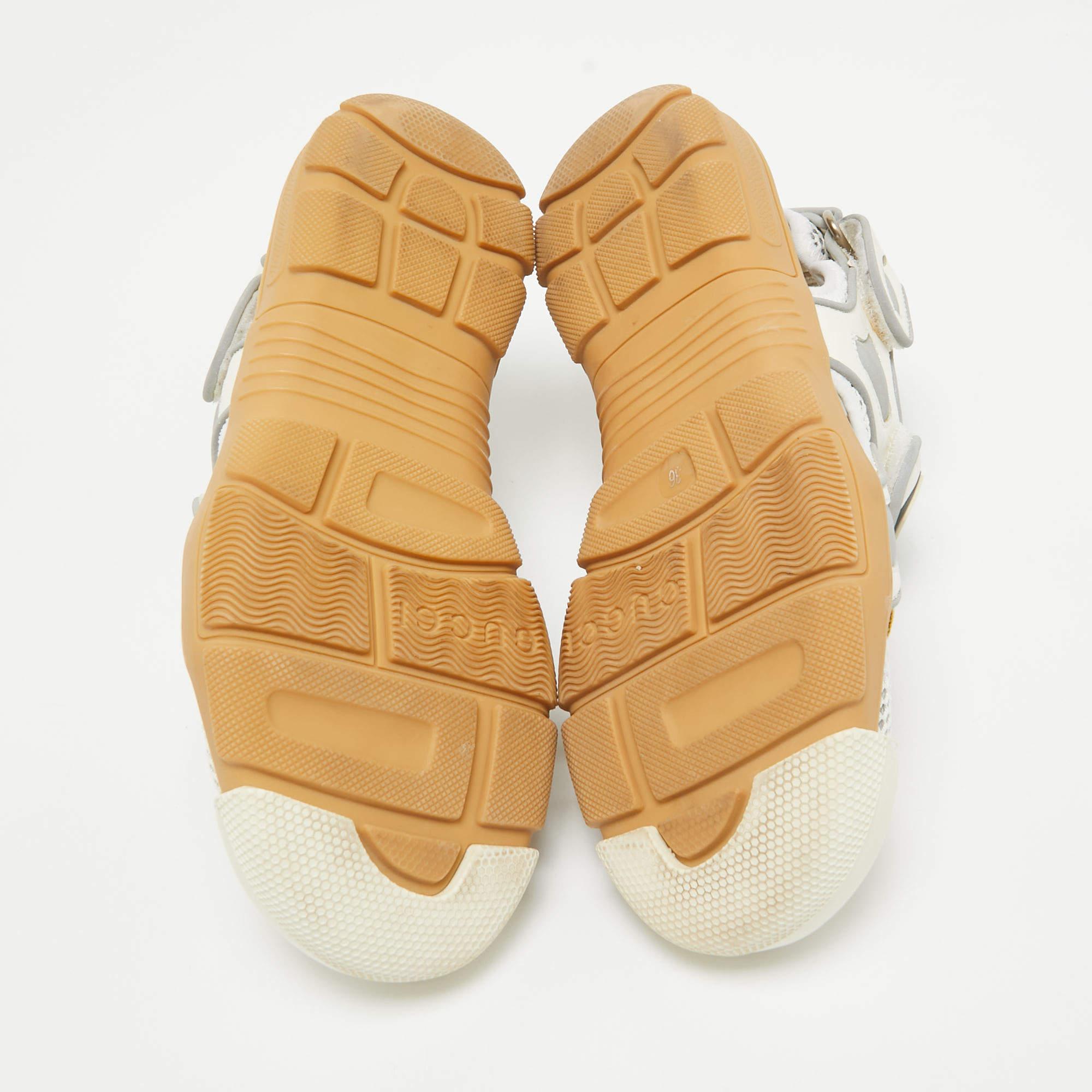 Gucci White/Silver Mesh and Leather Tinsel Sport Sandals Size 36 For Sale 1