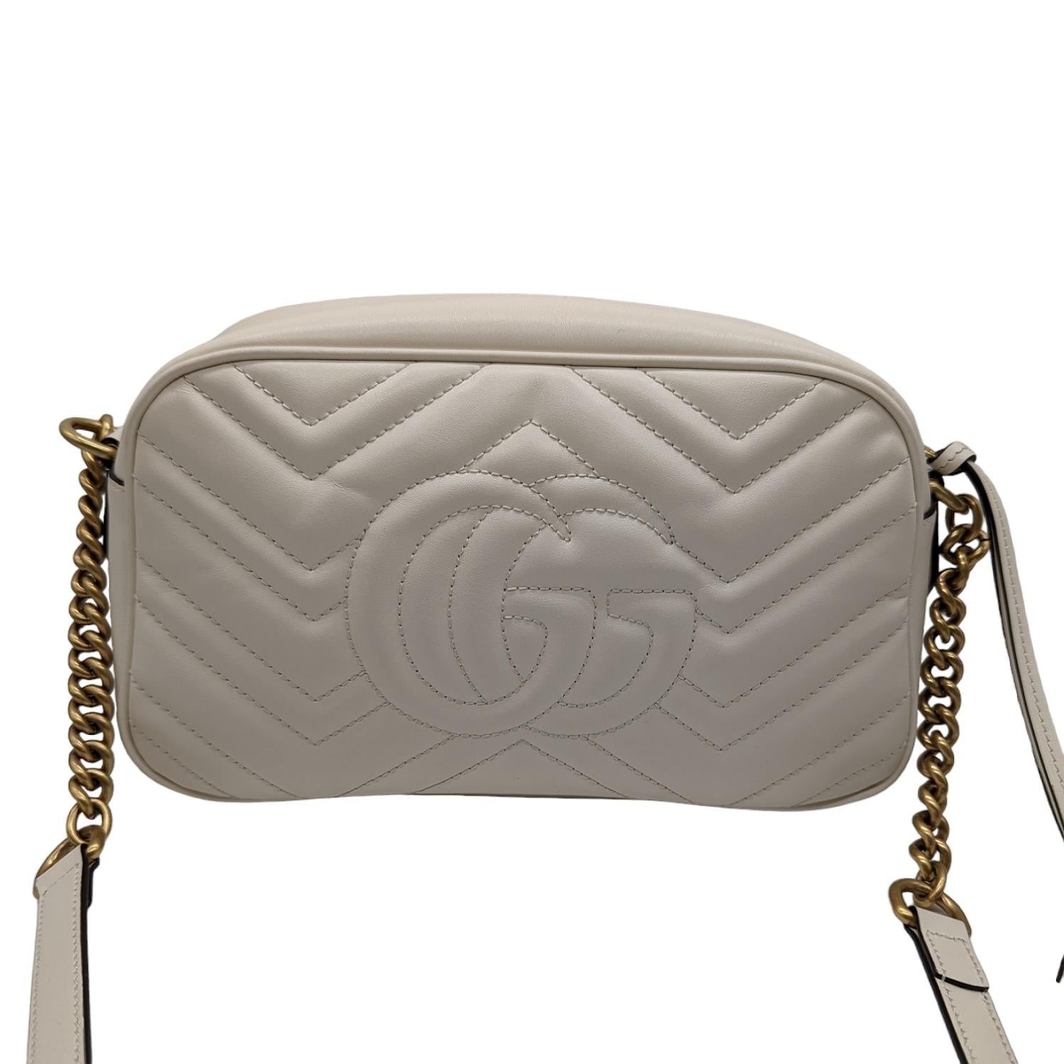 Women's Gucci White Small GG Marmont Shoulder Bag For Sale