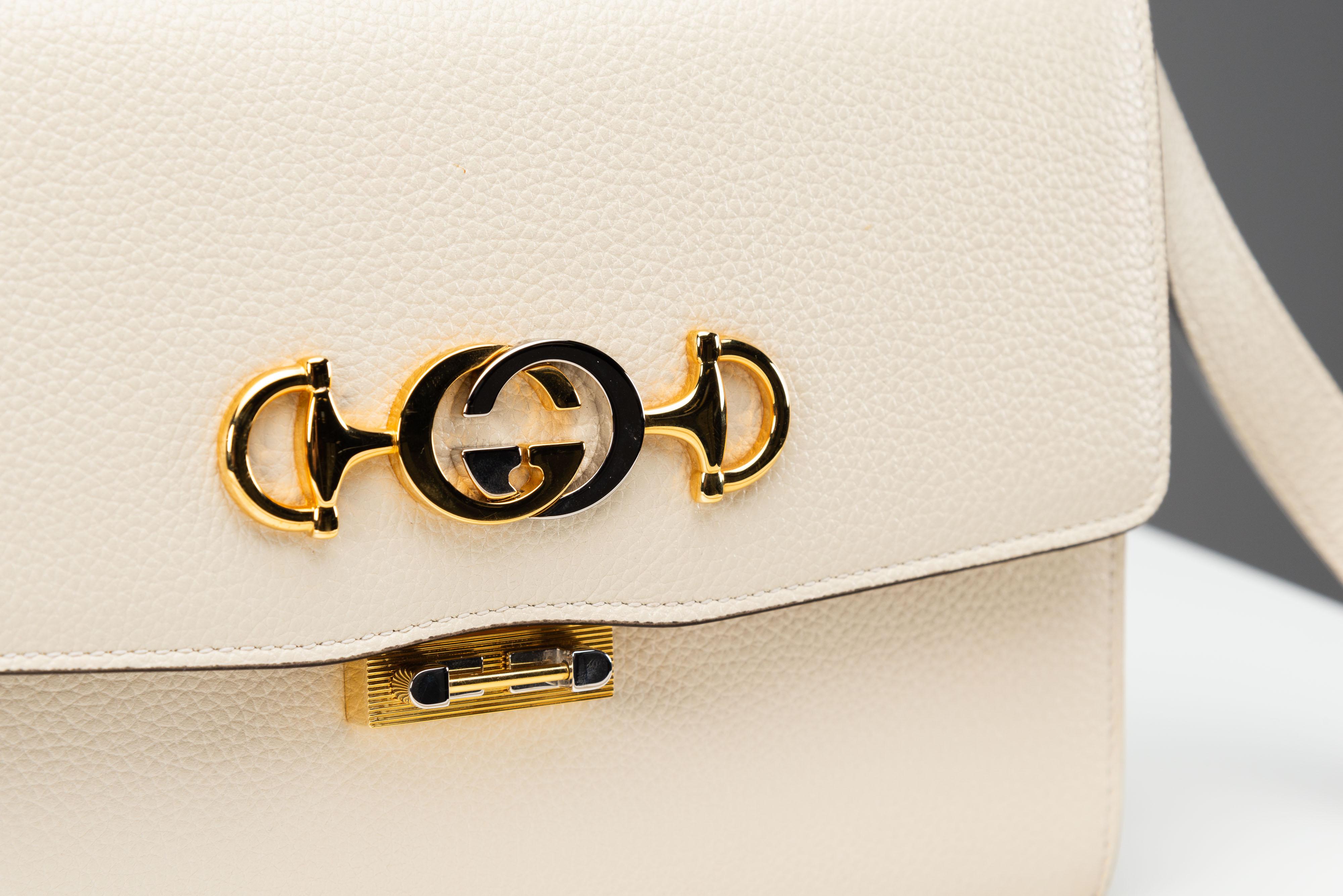 Gucci White Zumi Leather Shoulder Bag For Sale 5