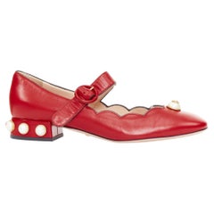 GUCCI Willow calf leather GG pearl embellished scalloped maryjane flats shoes