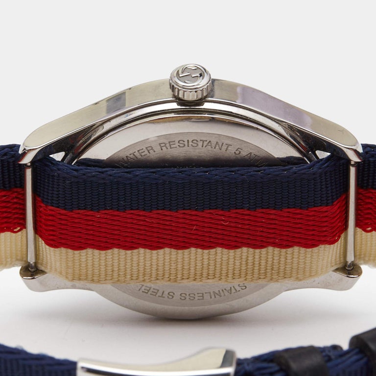Gucci Motif du loup en acier inoxydable Nylon G-Timeless YA1264059 Montre-bracelet  pour homme 38 En vente sur 1stDibs