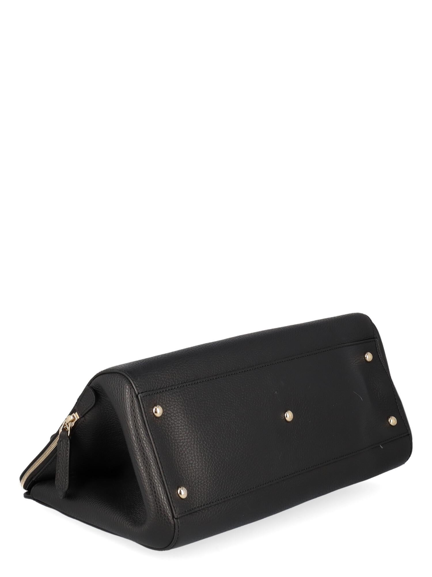 Women's Gucci Women Handbags Black Leather  For Sale