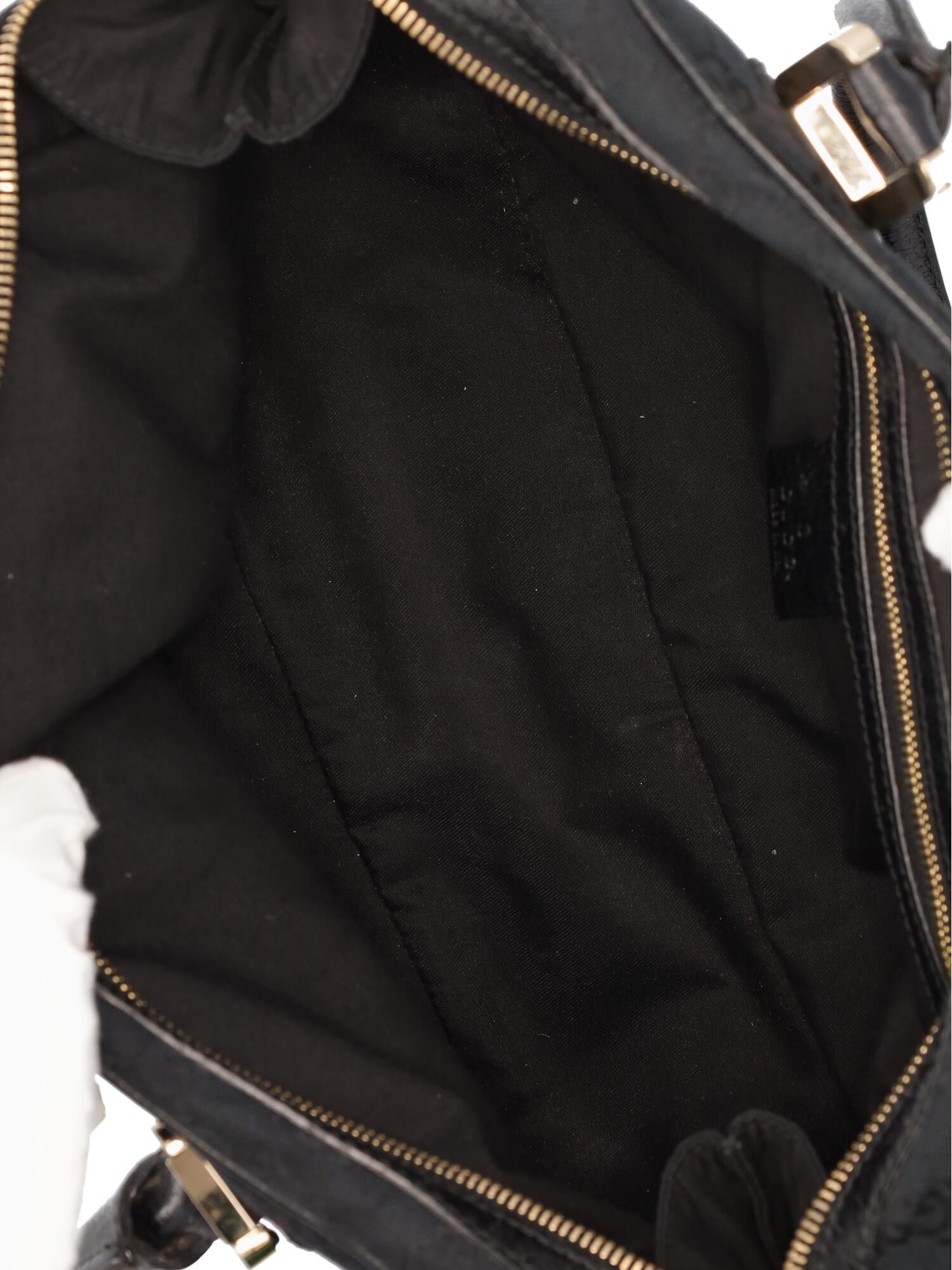 Gucci Women Shoulder bags Black Fabric  For Sale 2