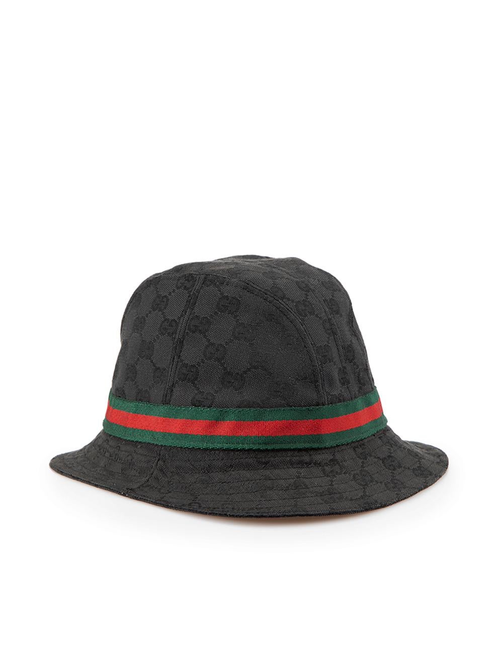 CONDITION is Very good. Minimal wear to hat is evident. Minimal wear to the leather brand label with scuffs on this used Gucci designer resale item.



Details


Black

Canvas

Bucket hat

GG supreme pattern

Green and red web band





Made in