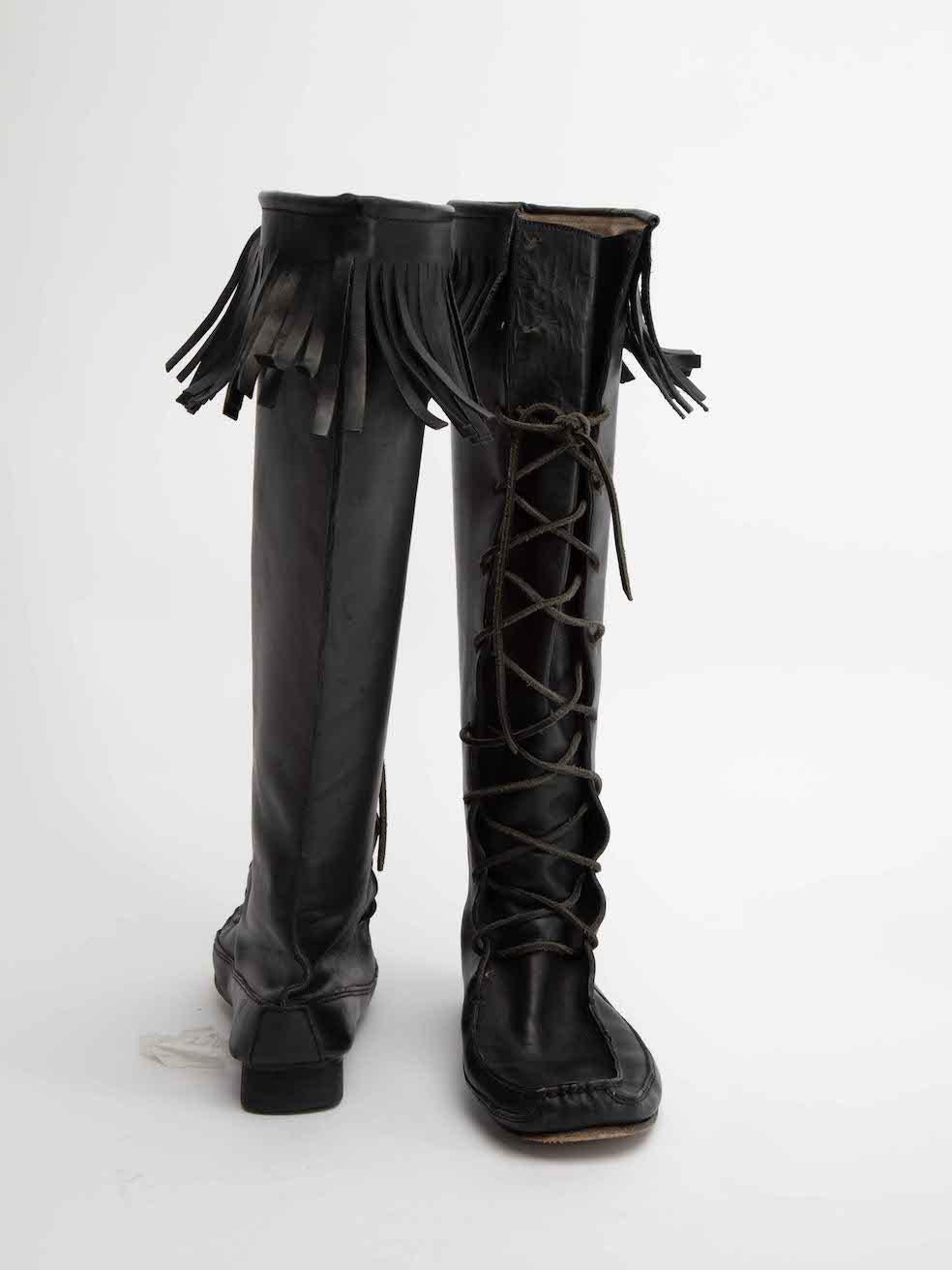Gucci Women's Black Lace Up Tassel Accent Knee High Boots In Good Condition In London, GB