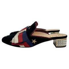 Gucci Frauen Schwarz Samt verschönert Bogen Mules sz.36.5