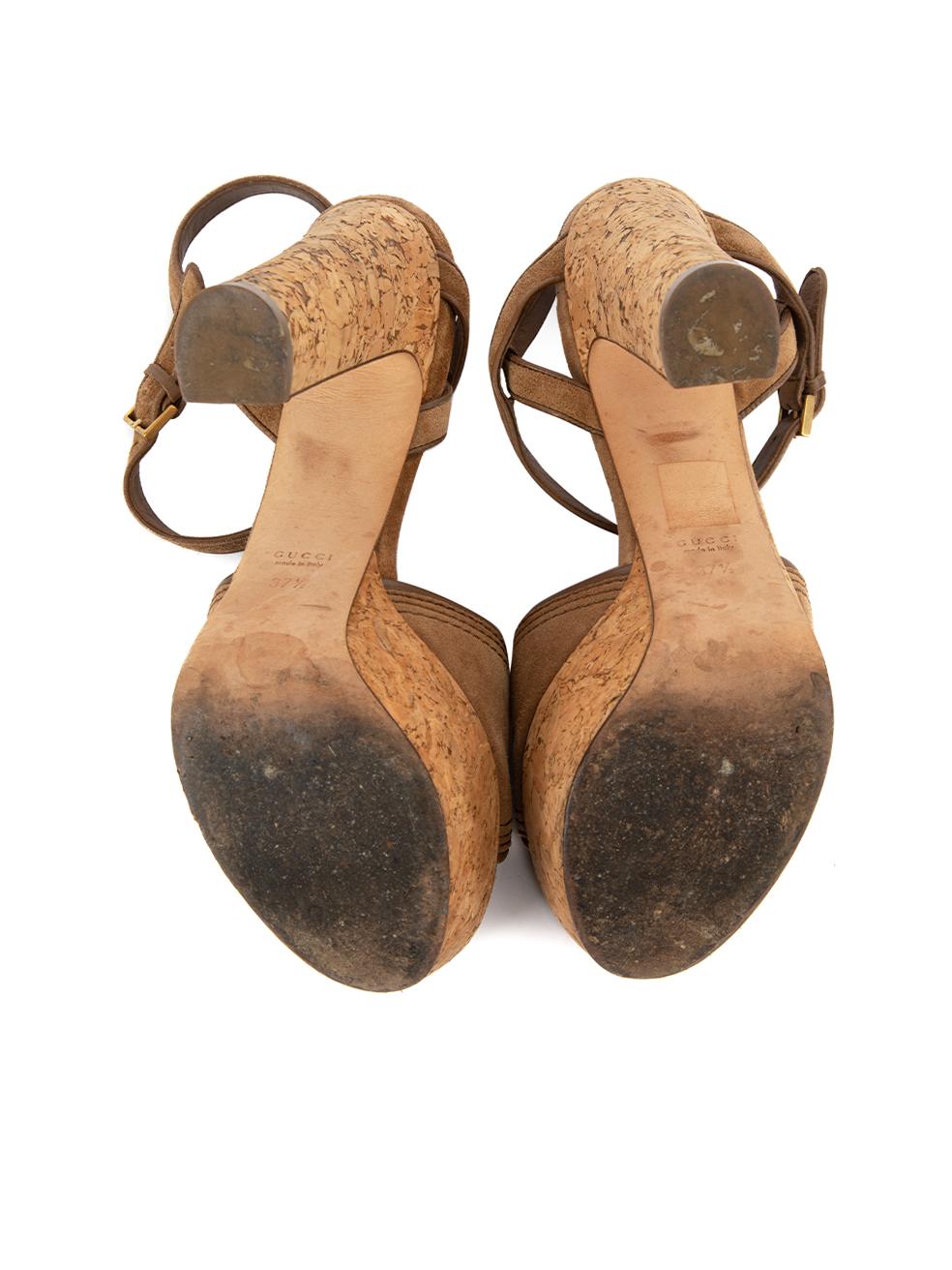 Gucci Damen Sandalen aus braunem Wildleder mit Korkenabsatz im Angebot 1