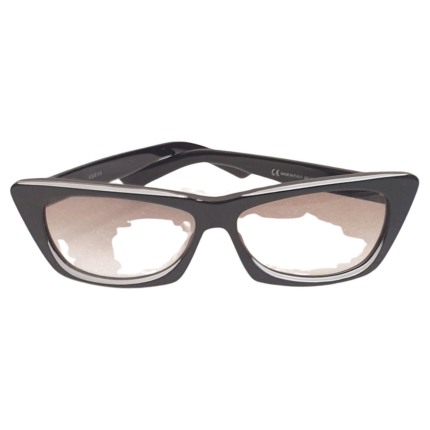 GUCCI Womens Designer Sunglasses Black Cat Eye