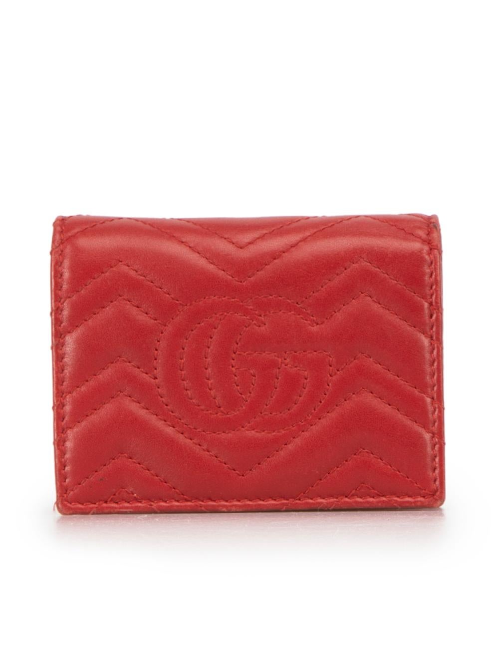 Gucci Women's Red Leather GG Marmont Matelasse Wallet In Good Condition In London, GB